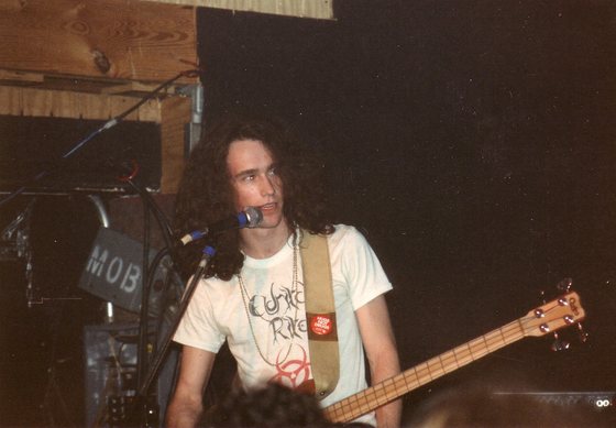 Steve Murphy on the Rickenbacker.